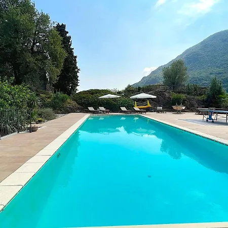 Semesterbostad The Comfortable House With Big Pool In The Center Of *