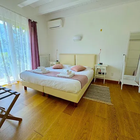 Casa vacanze The Comfortable House With Big Pool In The Center Of Mergozzo