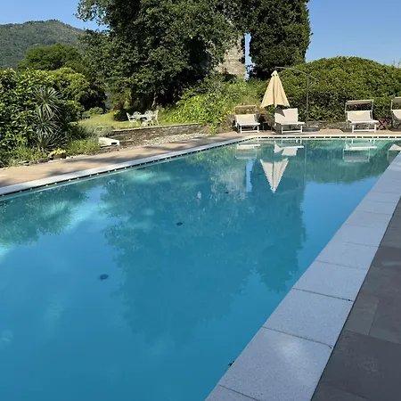 Дом отдыха The Comfortable House With Big Pool In The Center Of