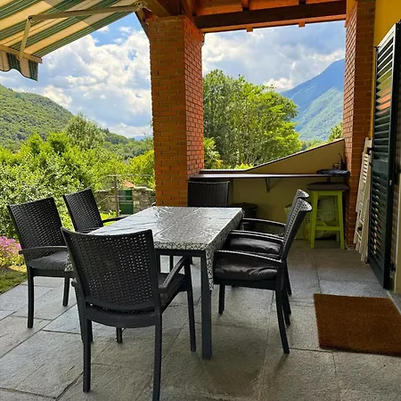 The Comfortable House With Big Pool In The Center Of Σπίτι διακοπών Mergozzo