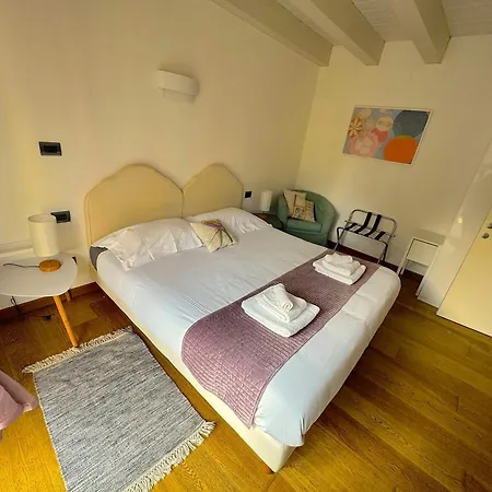 The Comfortable House With Big Pool In The Center Of * Мергоццо